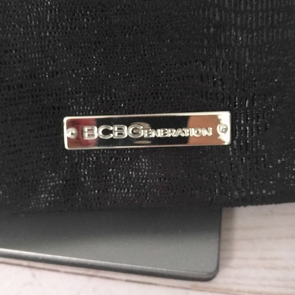 🌸 Black croosbody bag by BCBGenerstion🍀💓🌸 - Picture 4 of 9